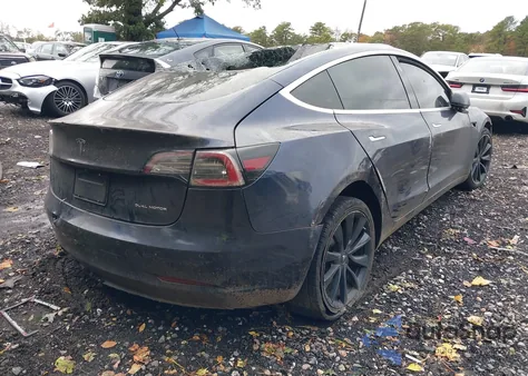 2020 Tesla Model 3 Long Range Dual Motor All-Wheel Drive z USA, uszkodzony, nr VIN 5YJ3E1EB5LF791470